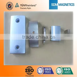 High Quality Block Super Strong Magnet With Screw Hole N35 thumbnail-1