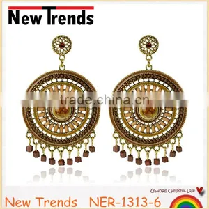 Fancy Design Gold Earring With Crystal and Small Plastic Beads thumbnail-1