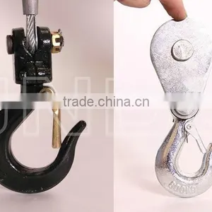 360 Degree 500kg12V Electric Portable Hydraulic Pickup Crane Small Truck Mounted Crane thumbnail-5
