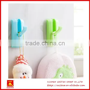 Plastic Hook With Adhensive Tape thumbnail-4