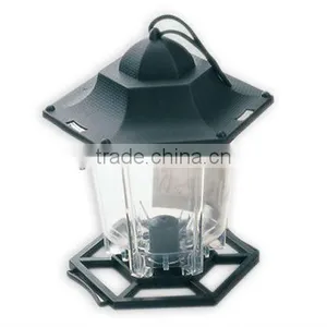 Plastic Bird Feeder thumbnail-1