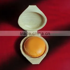 COCONUT OIL BASED NATURAL HANDMADE SOAP - PACKED IN ARECA PALM LEAF SOAP DISH thumbnail-2