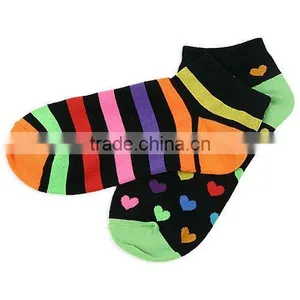 Girl's Socks thumbnail-1
