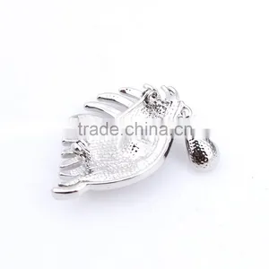 Stylish Decorative Plating Silver Crystal Rhinestone Eyes Design Brooch for Ladies thumbnail-3