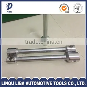 China Hand Tools for Socket Truck Wheel Wrench thumbnail-3
