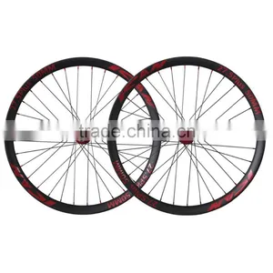 2016 New Carbon Beadless Wheelset 50mm Wide 650b+ Carbon Wheels for 27.5 Plus Bikes Tubeless Compatible Quality Choice thumbnail-1