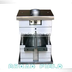 2011 High Quality and Professional Injection Plastic Mould thumbnail-1
