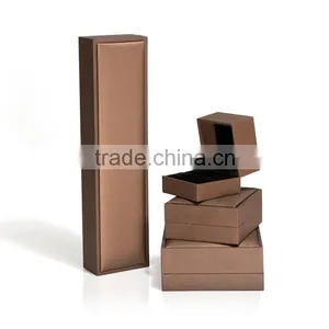 Custom Brown Plastic Pendant Jewelry Box Packaging thumbnail-5
