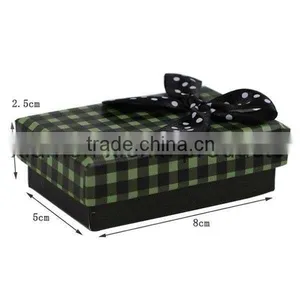 Black Box Packaging thumbnail-1