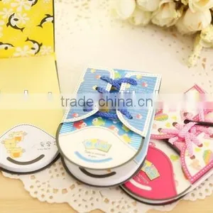Creative and Cute Shoe Shape Sticky Note thumbnail-1