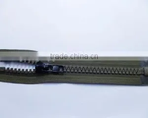8# Resin Zipper Plastic Zipper Open End With Painted Auto-lock Slider Zipper Jacket Zipper Coate Zipper thumbnail-1