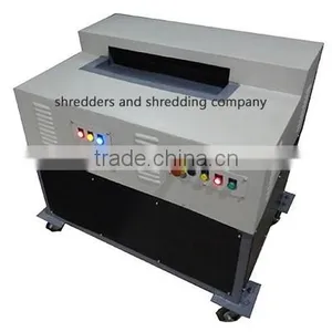 Shredding Machine_papers and Plastic Cards thumbnail-1