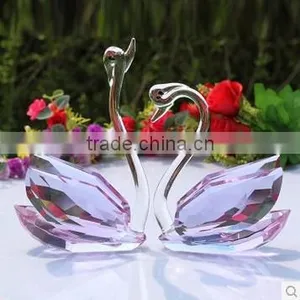 Crystal Couple Swan Figuirnes For Wedding Souvenirs Gifts thumbnail-1