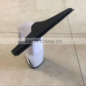 2016 New Design Lithium Bettery Handheld Portable Window Vacuum Cleaner thumbnail-5