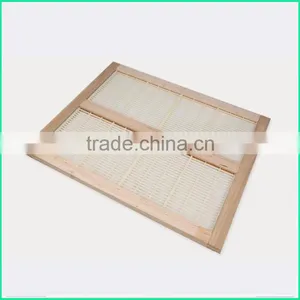 2017 Hot Sale Wooden/Plastic/Stainless Steel Queen Excluder,Bee Hive Tools China Supplier thumbnail-3