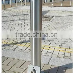 Arlau Outdoor Stainless Steel Removable Padlock Bollard thumbnail-3