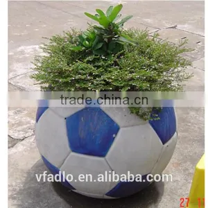 Hot Sale China Factory Football Shape Garden Plastic Flower Pot thumbnail-1