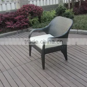 Best Selling Europe Style Luxury Dining Table And Chairs thumbnail-5