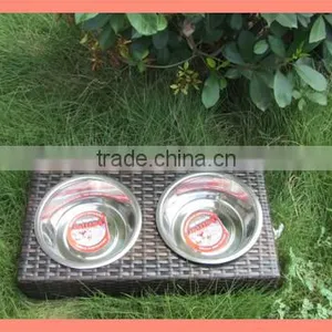 Simple Rattan Dog Pot thumbnail-4