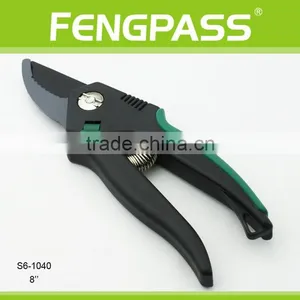 S6-1040 Easy - Using Classical Garden Scissors thumbnail-1