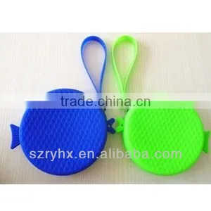 Silicone Fish Zipper Coin Purse thumbnail-1