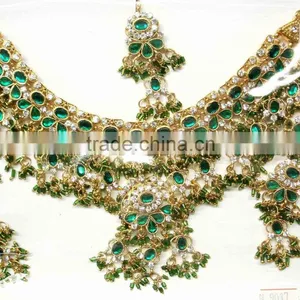 Indian Bridal Jewelry thumbnail-1