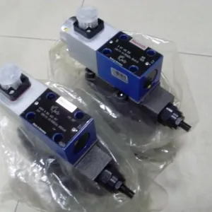 BOSCH REXROTH HYDRAULIC PROPORTIONAL DIRECTIONAL CONTROL VALVE 4WRZE10E25-7X/6EG24N9TK31/A1M thumbnail-1