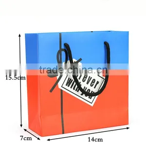 Customized Ivory Board Simple Design Paper Gift Bag Supplier's Choice thumbnail-5
