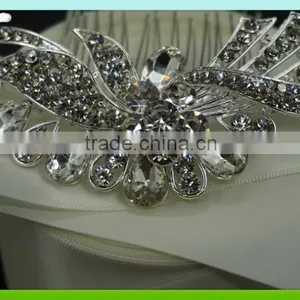2015 Wholesale and Unique Crystal Bridal Haircomb thumbnail-2