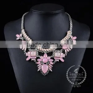 High Quality Crystal Chunky Statement Necklace Tin Alloy Fashion Women Pendant Necklace 6390071 thumbnail-1