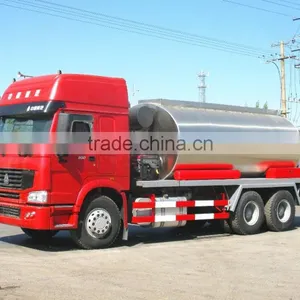 SINOTRUK HOWO 12000L Bitumen Distributor Paving Truck for Sale thumbnail-4