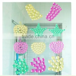 Novelty Style Crystal Window Rubber Suction Silicone Sucker thumbnail-1