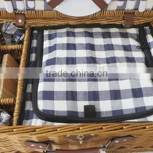 Wholesale Hand Weaving Disposable Picnic Basket With Cutlery thumbnail-5