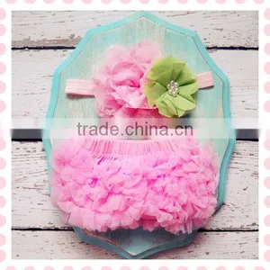 New Born Baby Bloomer 2 Pieces Set Cute Baby Clothing Set Pure Color Ruffle Bloomer Matching Floral Headband thumbnail-2