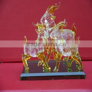 Cut and Polished Optical Crystal Goat Model Souvenir thumbnail-2