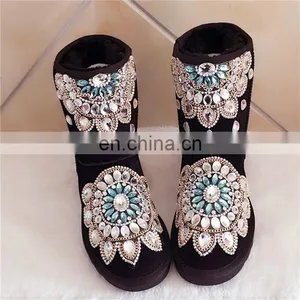 Aidocrystal Wholesale New Arrival Handmade Rhinestone Fashion Women Half Snow Boots Girls Beautiful Warm Winter Boots thumbnail-6