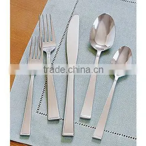 Stainless Steel Cutlery Set thumbnail-1