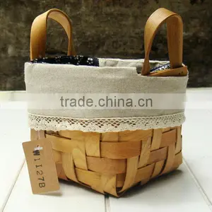 Wall Mounted Flower Basket thumbnail-1