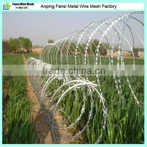 Low Price High Tensile Galvanized Stainless Steel Razor Barbed Wire China Manufacture thumbnail-1