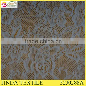 2015 Graceful White Chantilly Net Lace Fabric for Beatiful Dress thumbnail-4