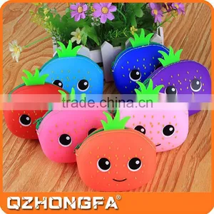 Lovely Strawberry Customized Silicone Wallet for Coin&money&carry Articles thumbnail-1
