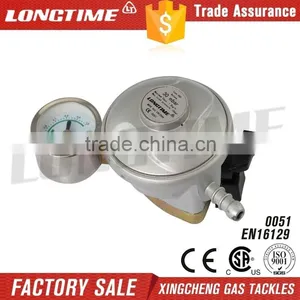 Home or Outdoor Use Propane Regulator With Gauge thumbnail-3