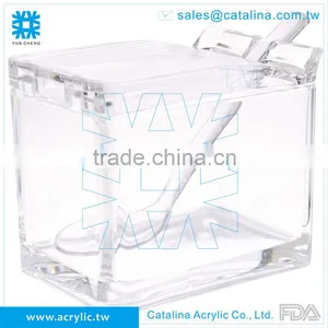 Acrylic Plastic Salt Sugar Pepper Pot Set With Spoon thumbnail-3