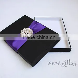 Gorgeous Handmade Luxury Silk Invitation Boxes Fow Wedding thumbnail-1
