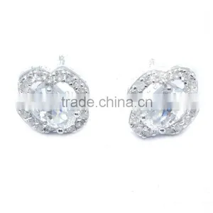 Wholesale Silver Jewellery 925 Silver Diamond Stud Earrings thumbnail-2