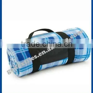 Polyester Checkers Print Polar Fleece Blanket thumbnail-1