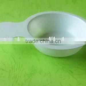 White Disposable Plastic Tray for Urine Testing. thumbnail-1