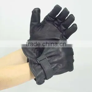 Black Color Driver Glove thumbnail-1