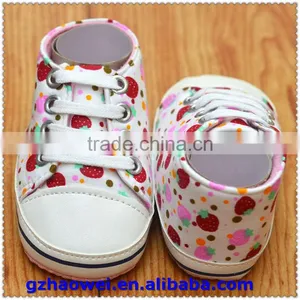 Strawberry Printed Baby Girl's Sportschuhe thumbnail-2