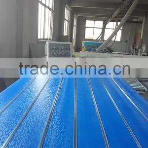 JIDA 15*1220*2440mm Wood Grain Mdf Slatwall Panels Plastic Profile Aluminium Profile thumbnail-1